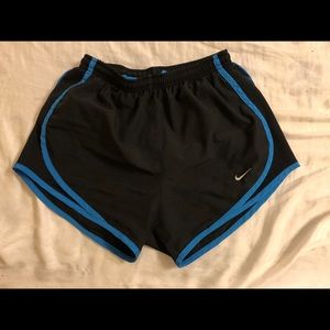 ‼️DONATING IN 24H‼️ Nike Dri Fit Tempo Shorts